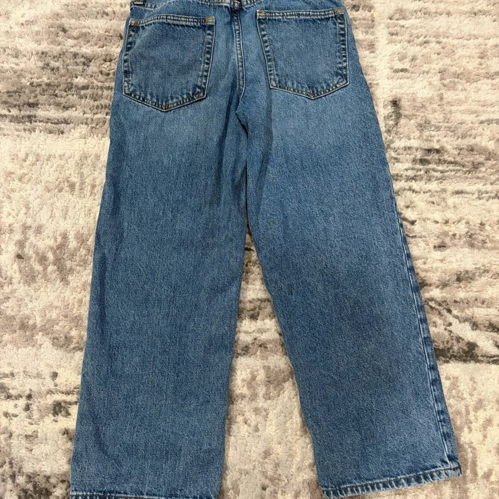 Boys Gap blue 90s relaxed jeans Size 8 Good Condition